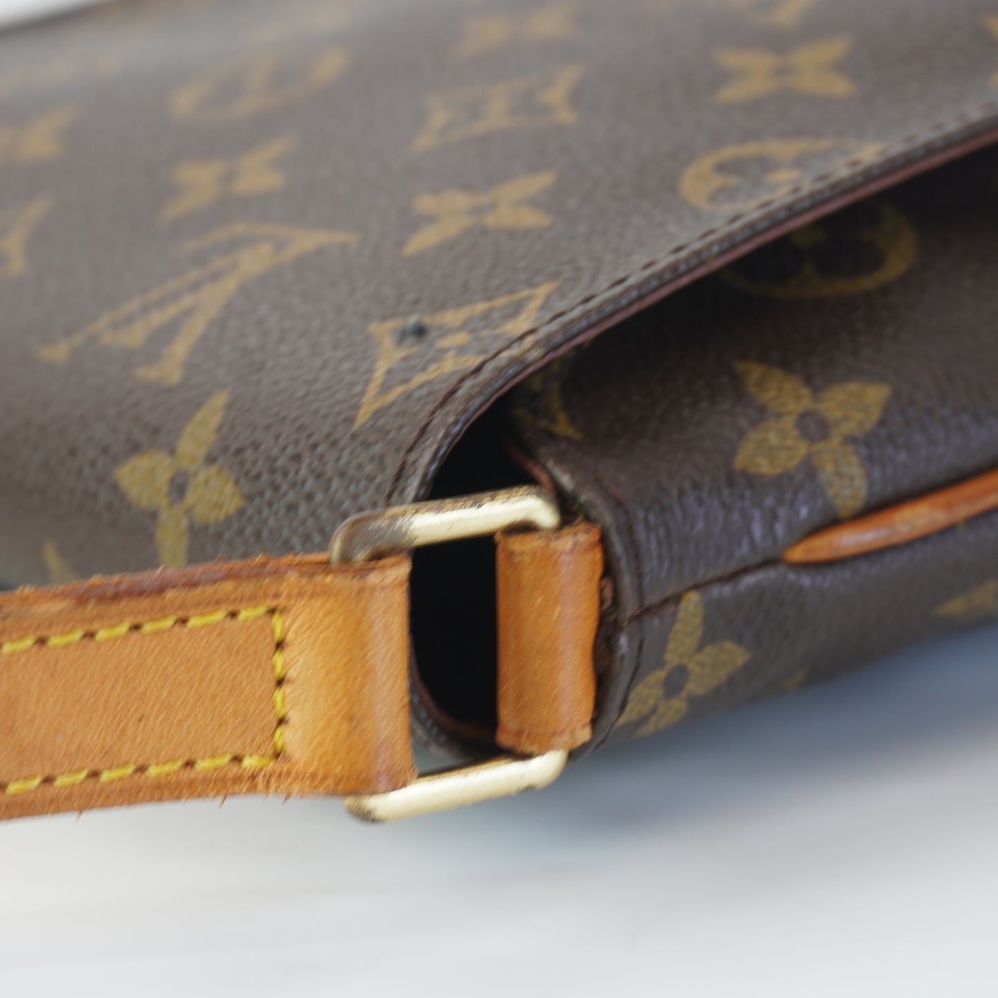 Louis Vuitton	Musette Salsa
