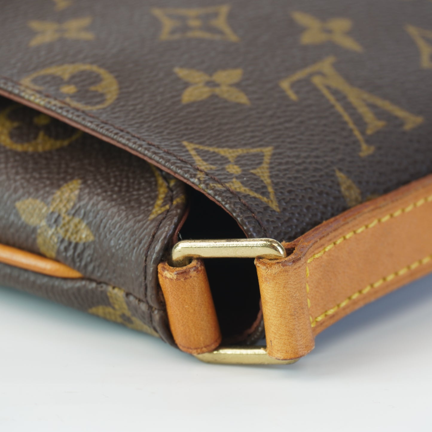 Louis Vuitton	Musette Salsa
