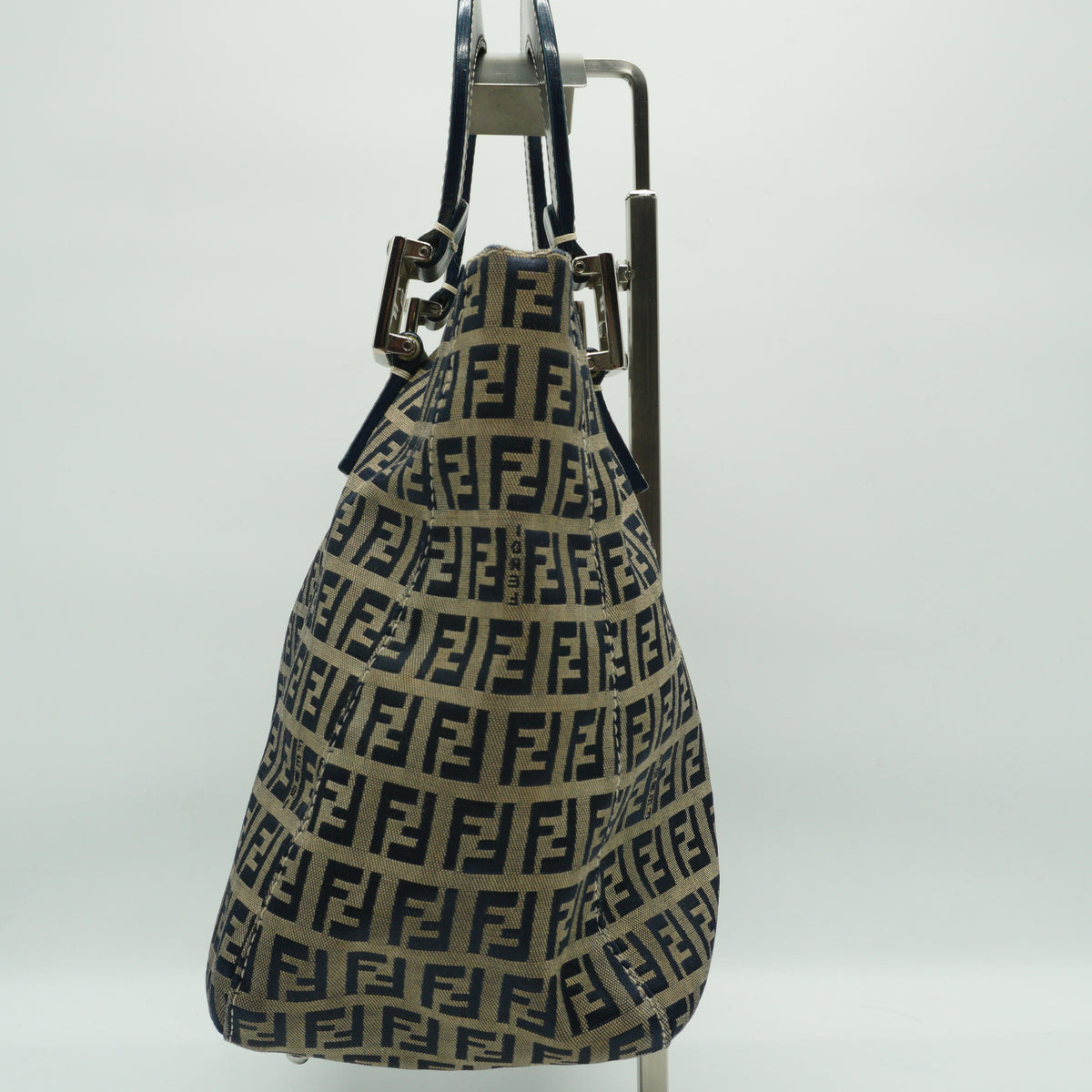 Fendi	Zucchino Canvas Tote Medium SHW
