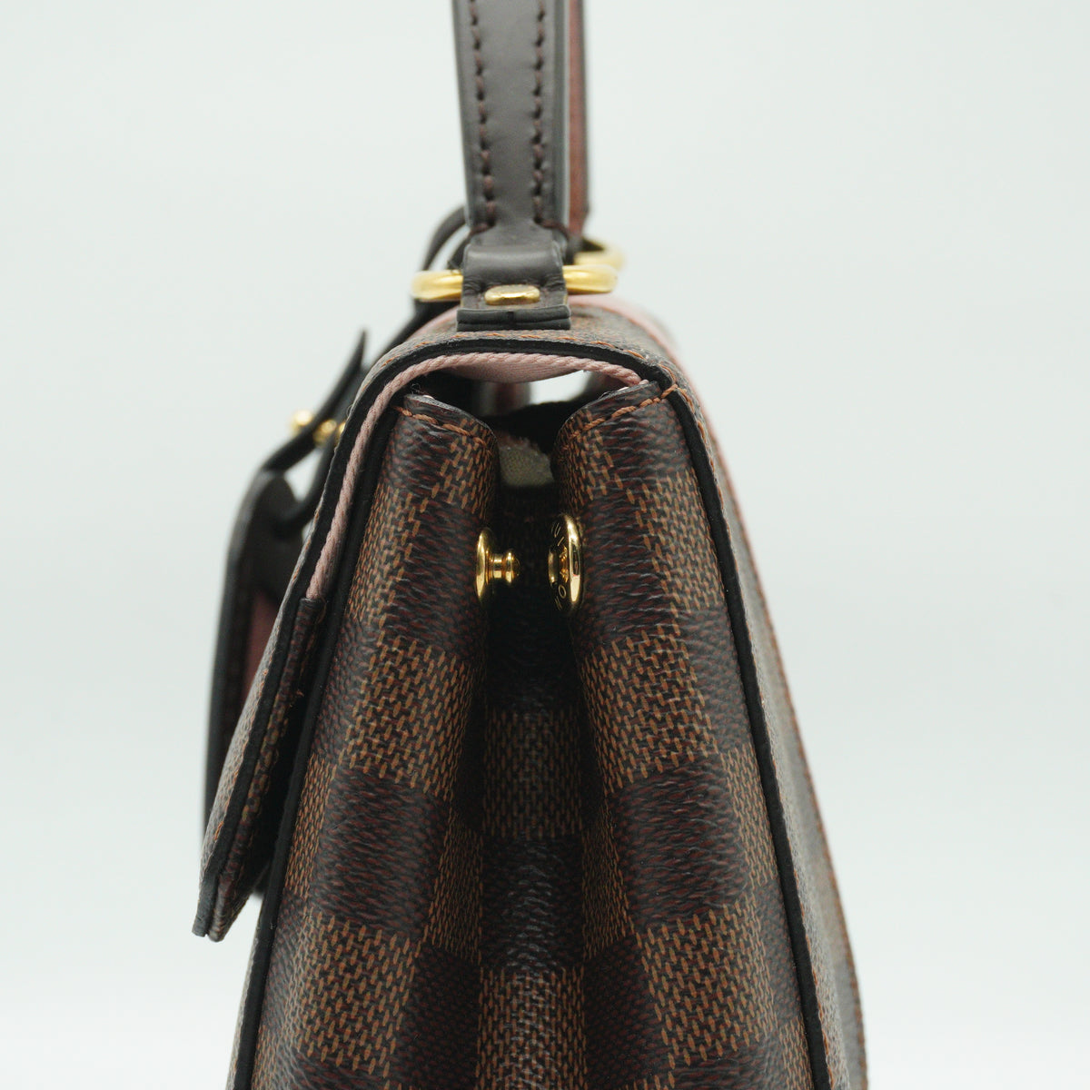 Louis Vuitton	Damier Ebene Bond Street handbag in the Magnolia Small GHW
