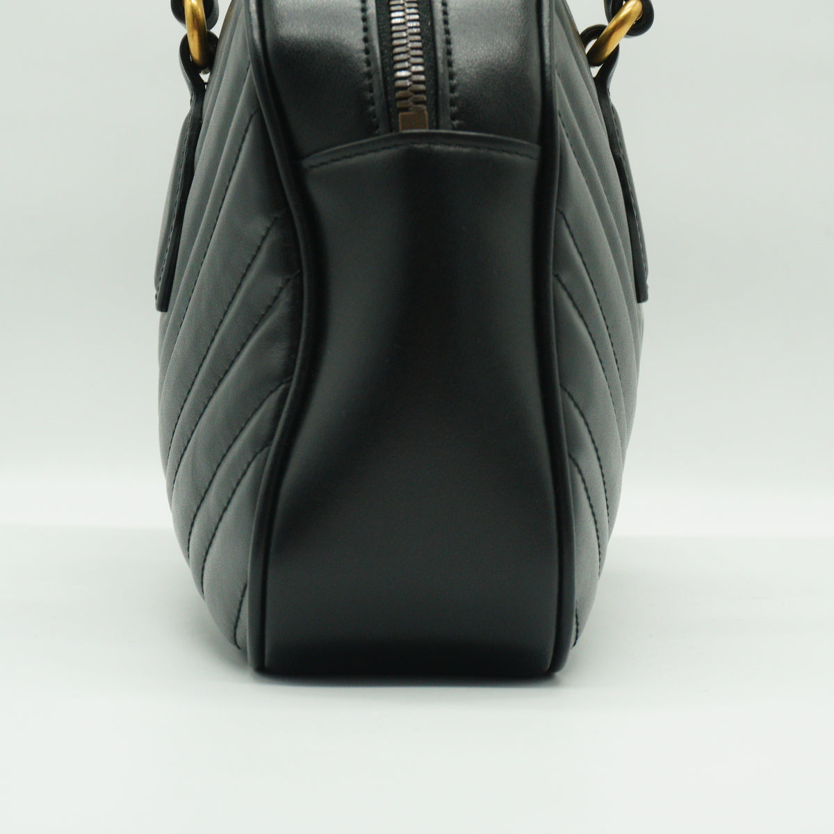 Gucci	GG Marmont Top Handle Bag Black Large GHW