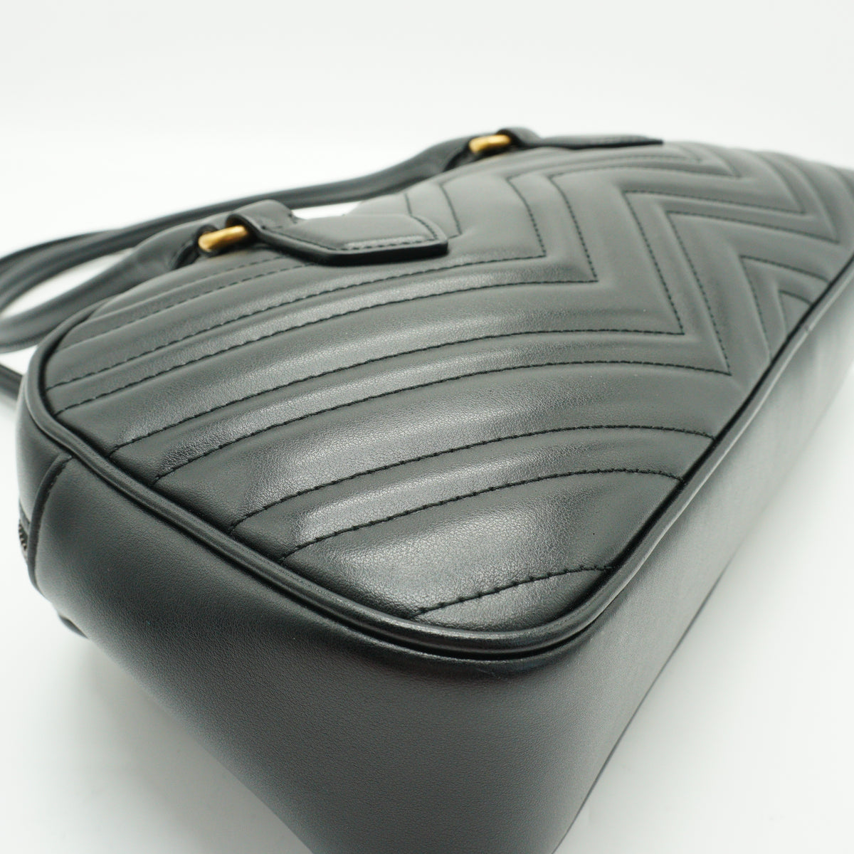 Gucci	GG Marmont Top Handle Bag Black Large GHW