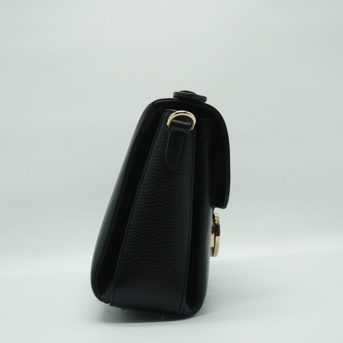 Gucci	Interlocking G Top Handle Black Medium BHW