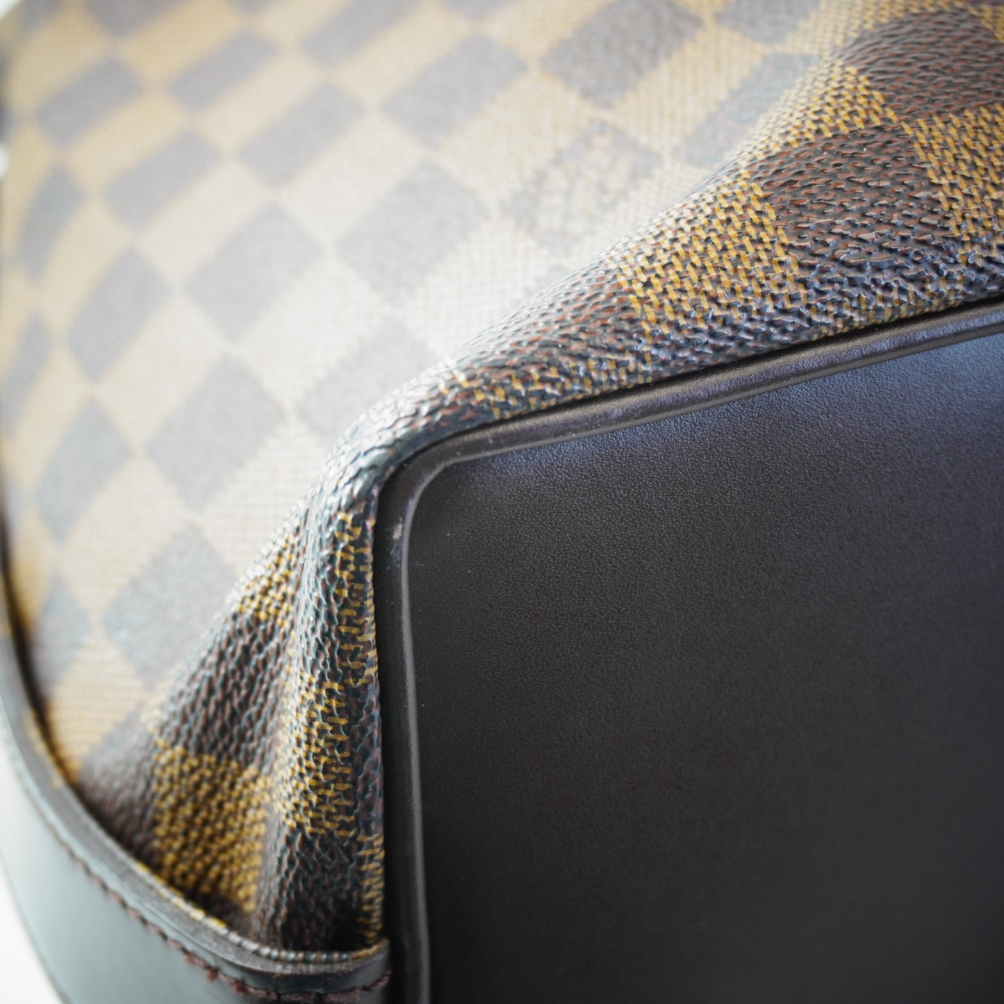 Louis Vuitton	Chelsea DE GHW