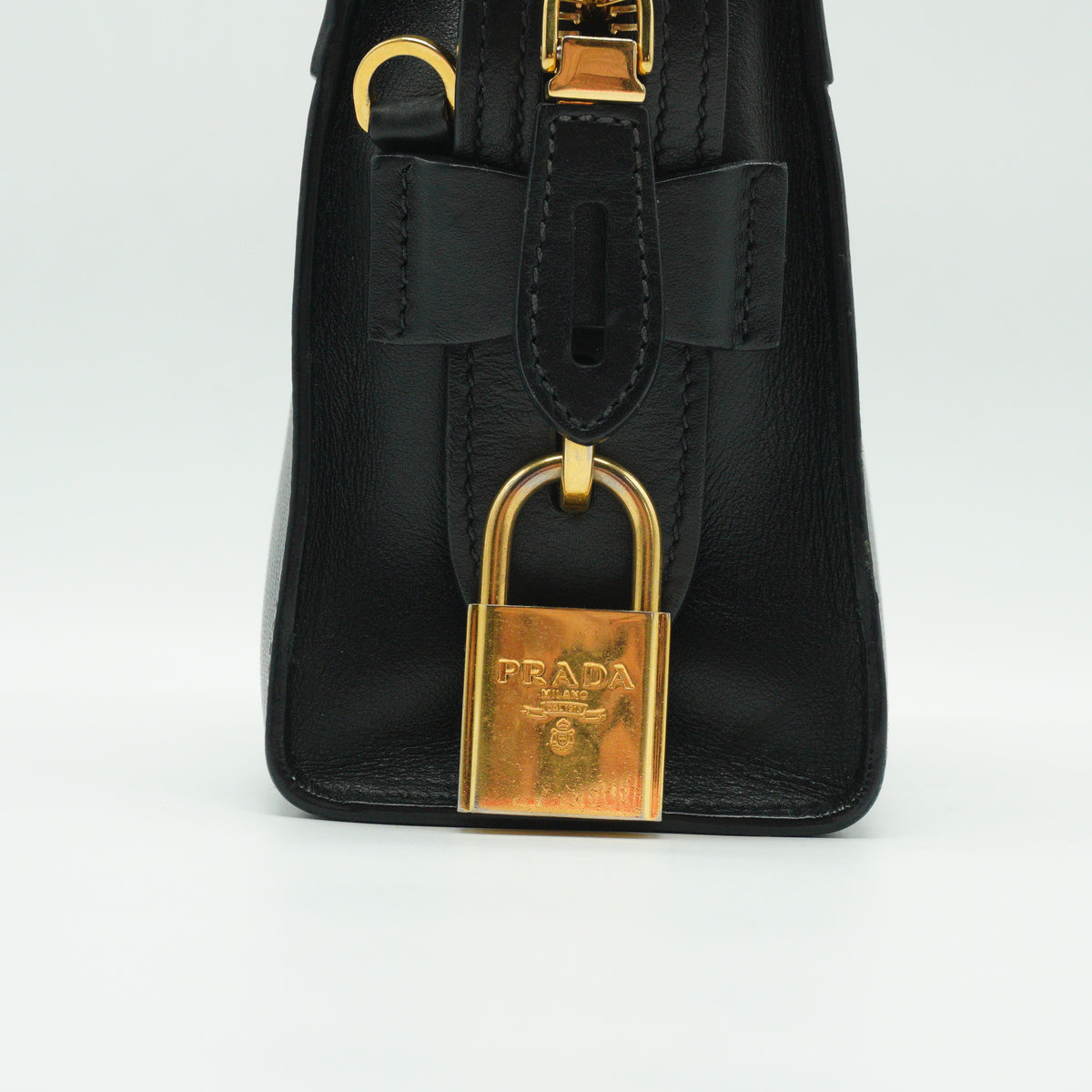 Prada	Esplanade Crossbody Bag Black Small GHW