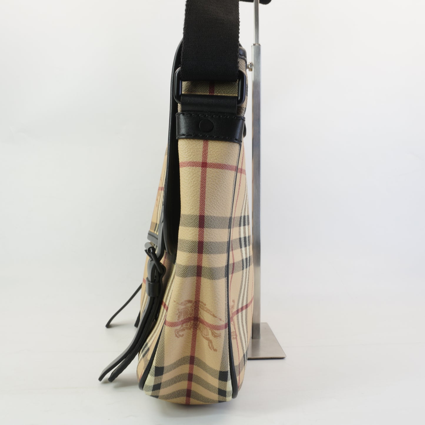 Burberry	Bicolor Hymarket Check Messenger Bag Medium BHW