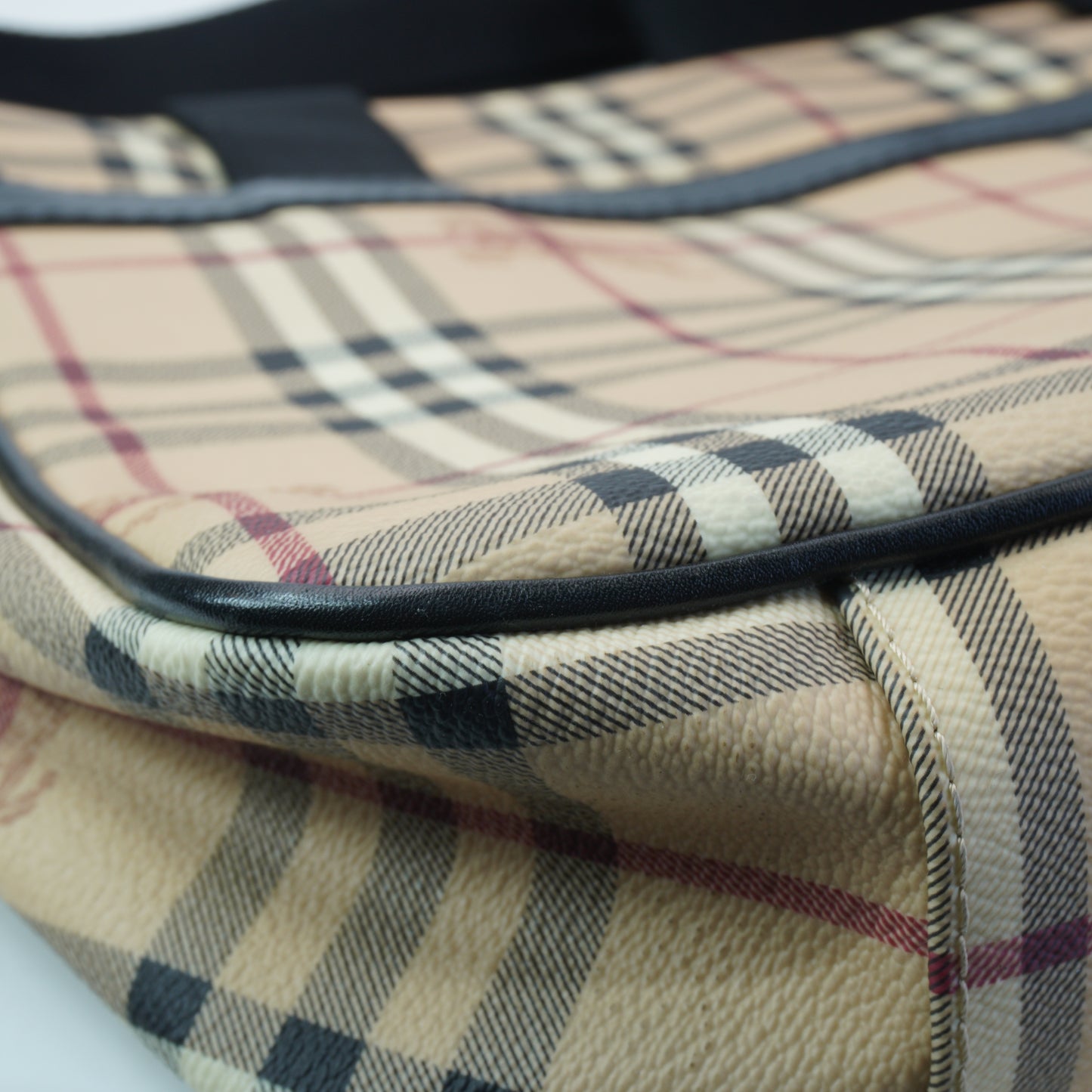 Burberry	Bicolor Hymarket Check Messenger Bag Medium BHW