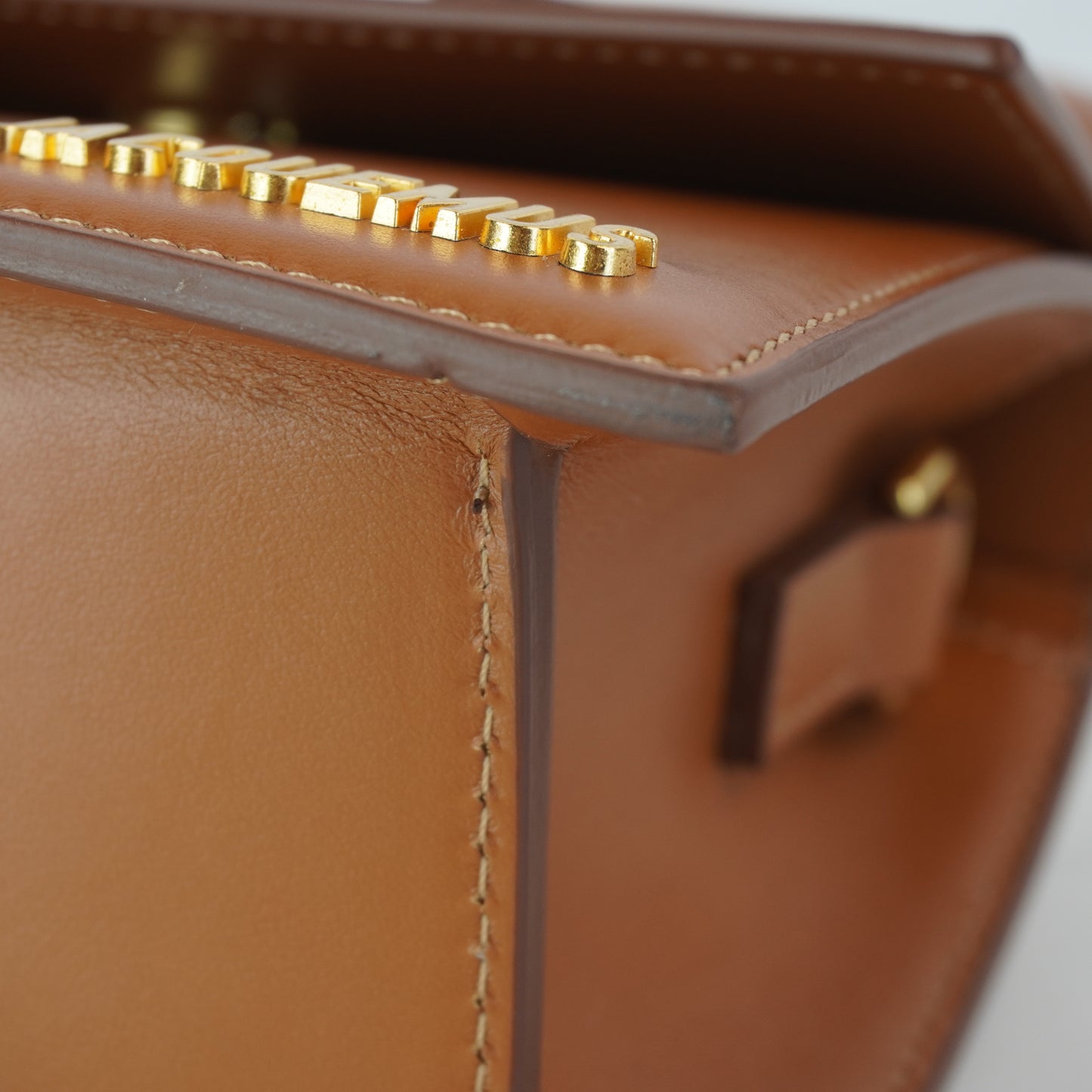 Jacquemus Le Chiquito Moyen Brown