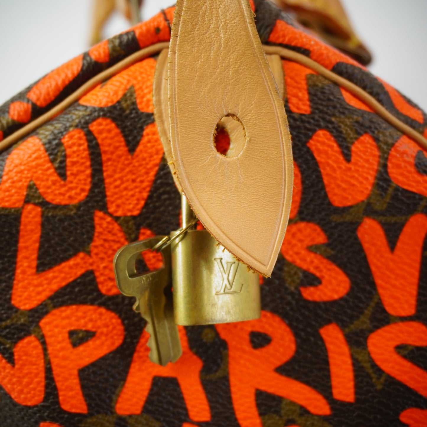 Louis Vuitton	Monogram Graffiti Speedy 30 in Orange