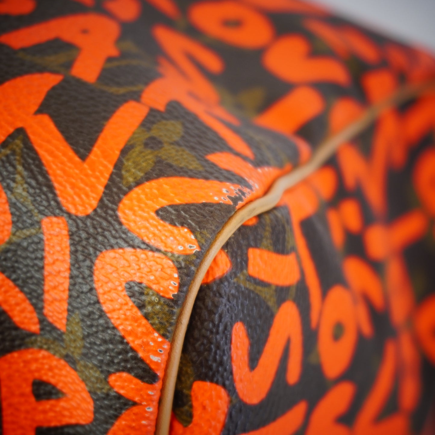 Louis Vuitton	Monogram Graffiti Speedy 30 in Orange