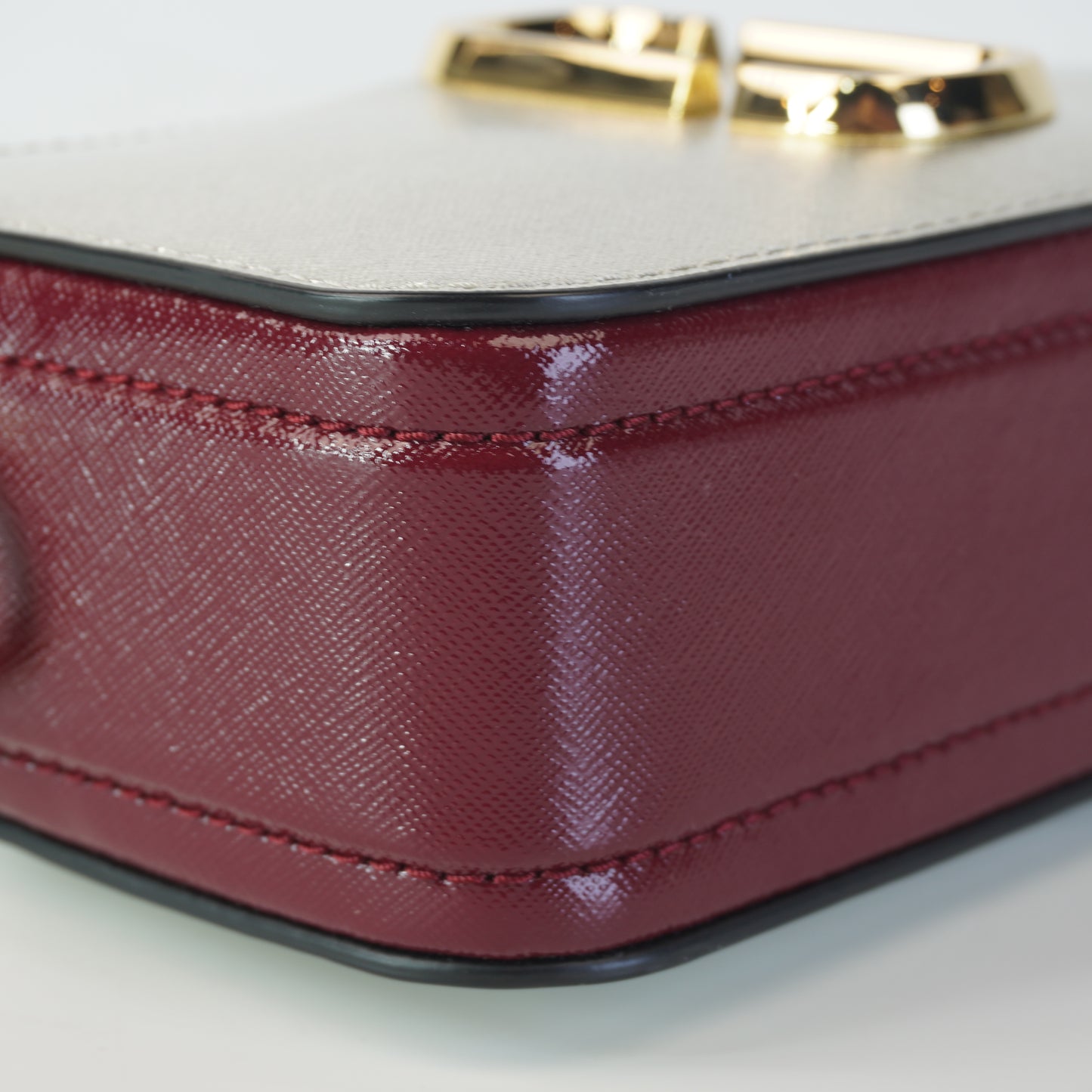 Mark Jacobs	Saffiano Camera Bag
