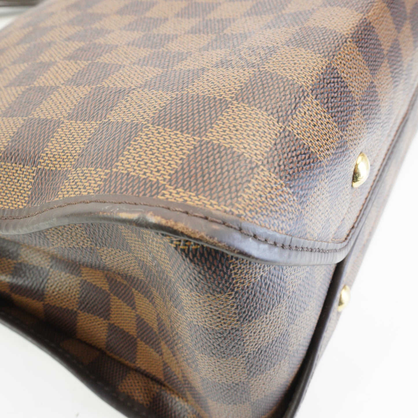 Louis Vuitton	Duomo Messenger DE Bag Medium GHW