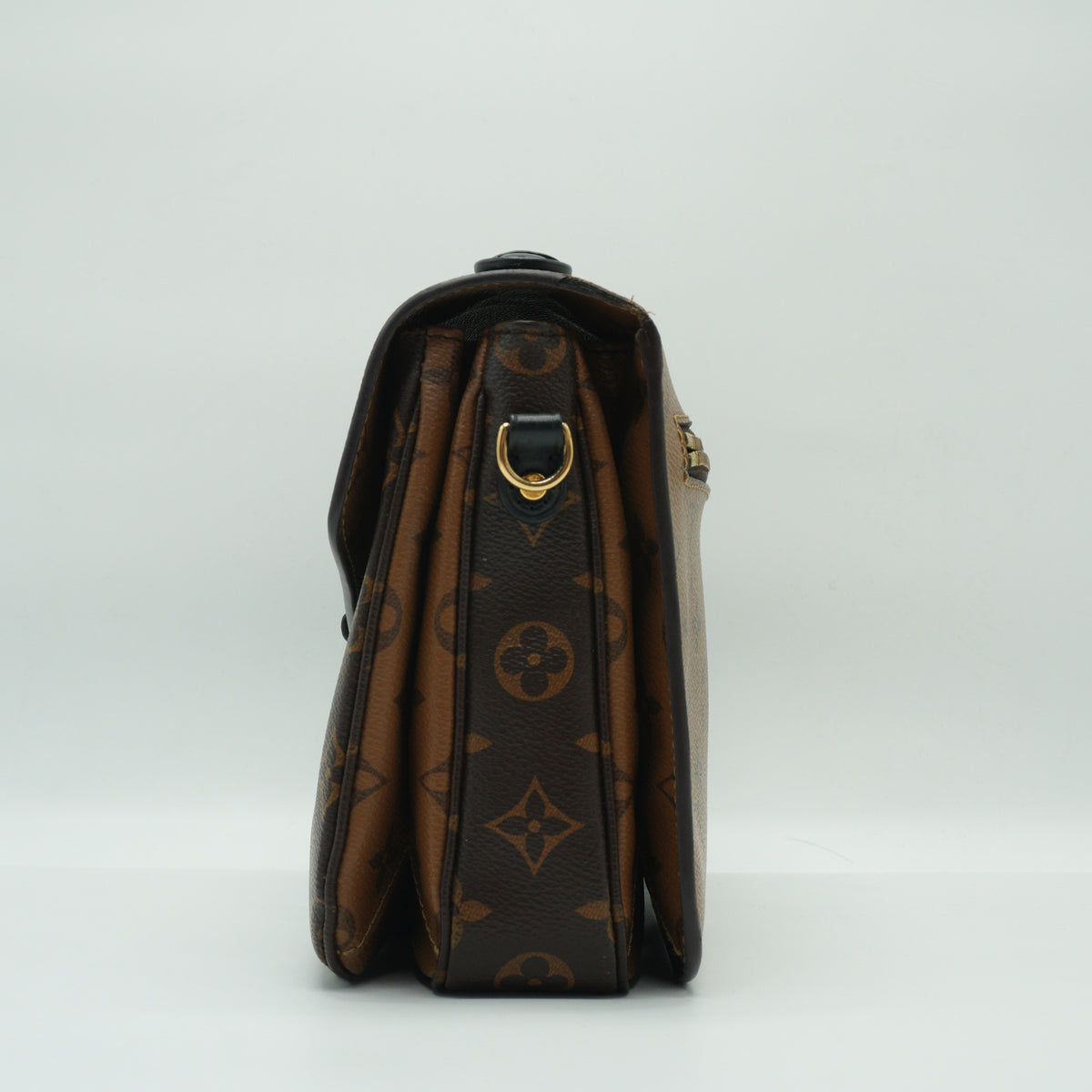 Louis Vuitton	Pochette Métis Mono small GHW