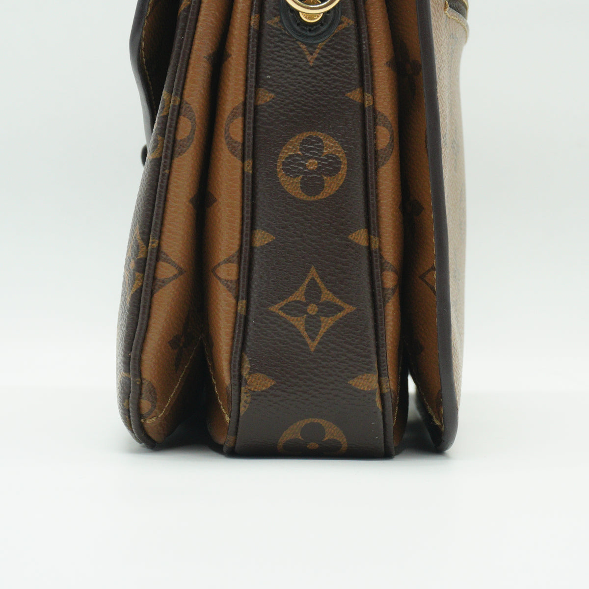 Louis Vuitton	Pochette Métis Mono small GHW