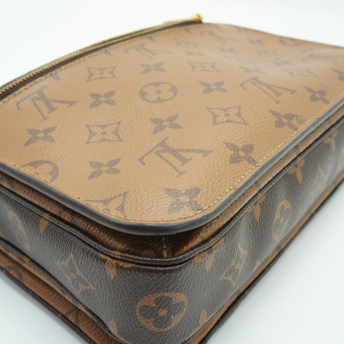 Louis Vuitton	Pochette Métis Mono small GHW