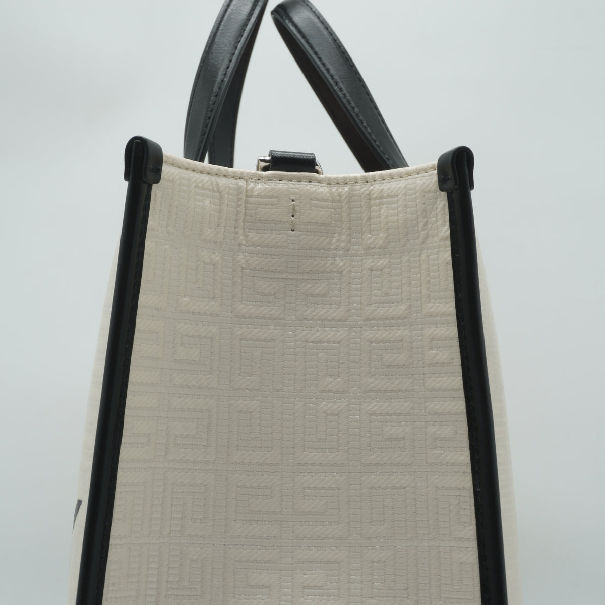 Givenchy	G Tote Medium Canvas Ivory Large SHW