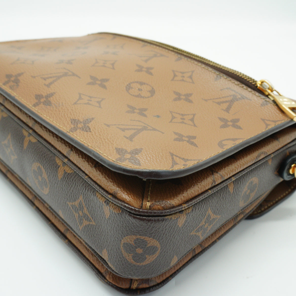 Louis Vuitton	Pochette Métis Mono small GHW