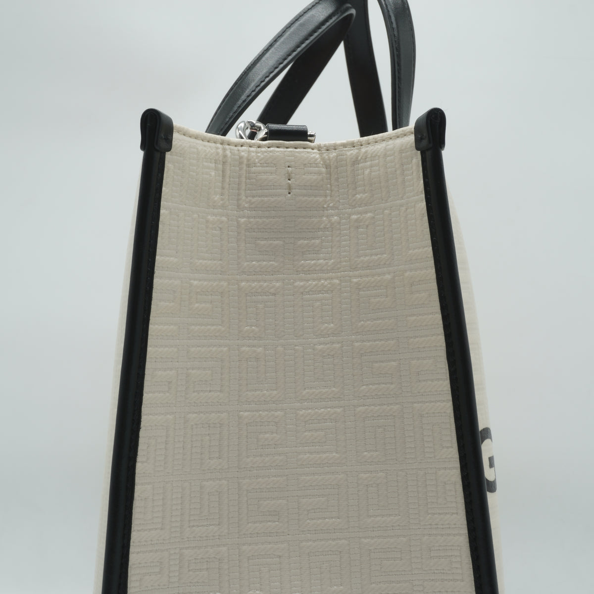 Givenchy	G Tote Medium Canvas Ivory Large SHW