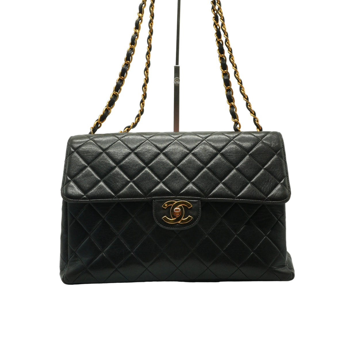 Chanel	Classic Single Flap Bag black Medium GHW