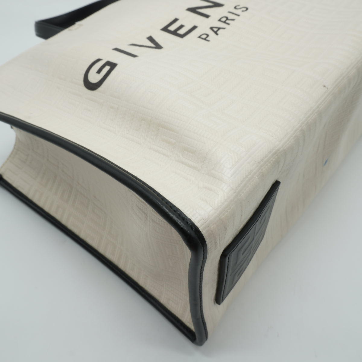 Givenchy	G Tote Medium Canvas Ivory Large SHW