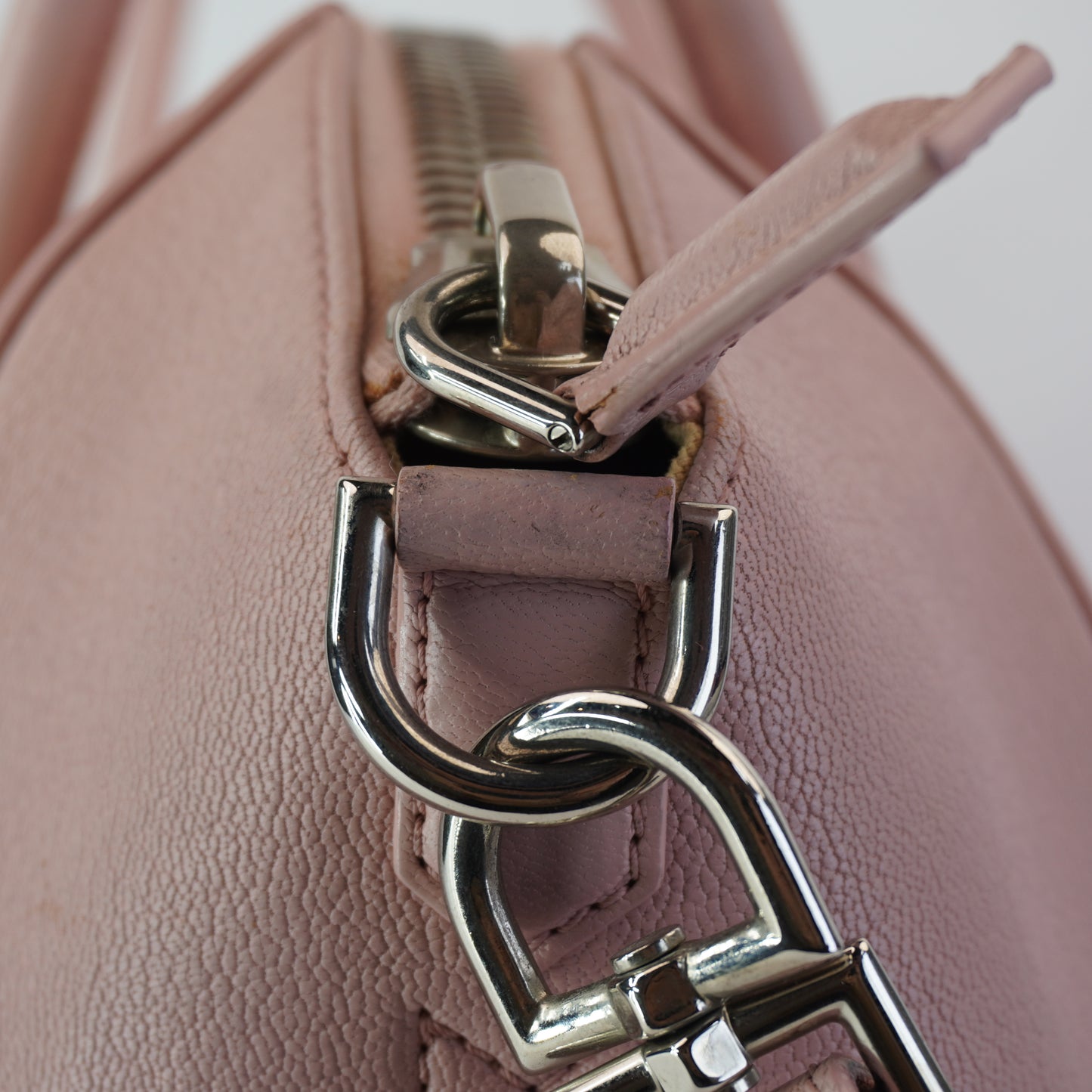 Givenchy Antigona Pink