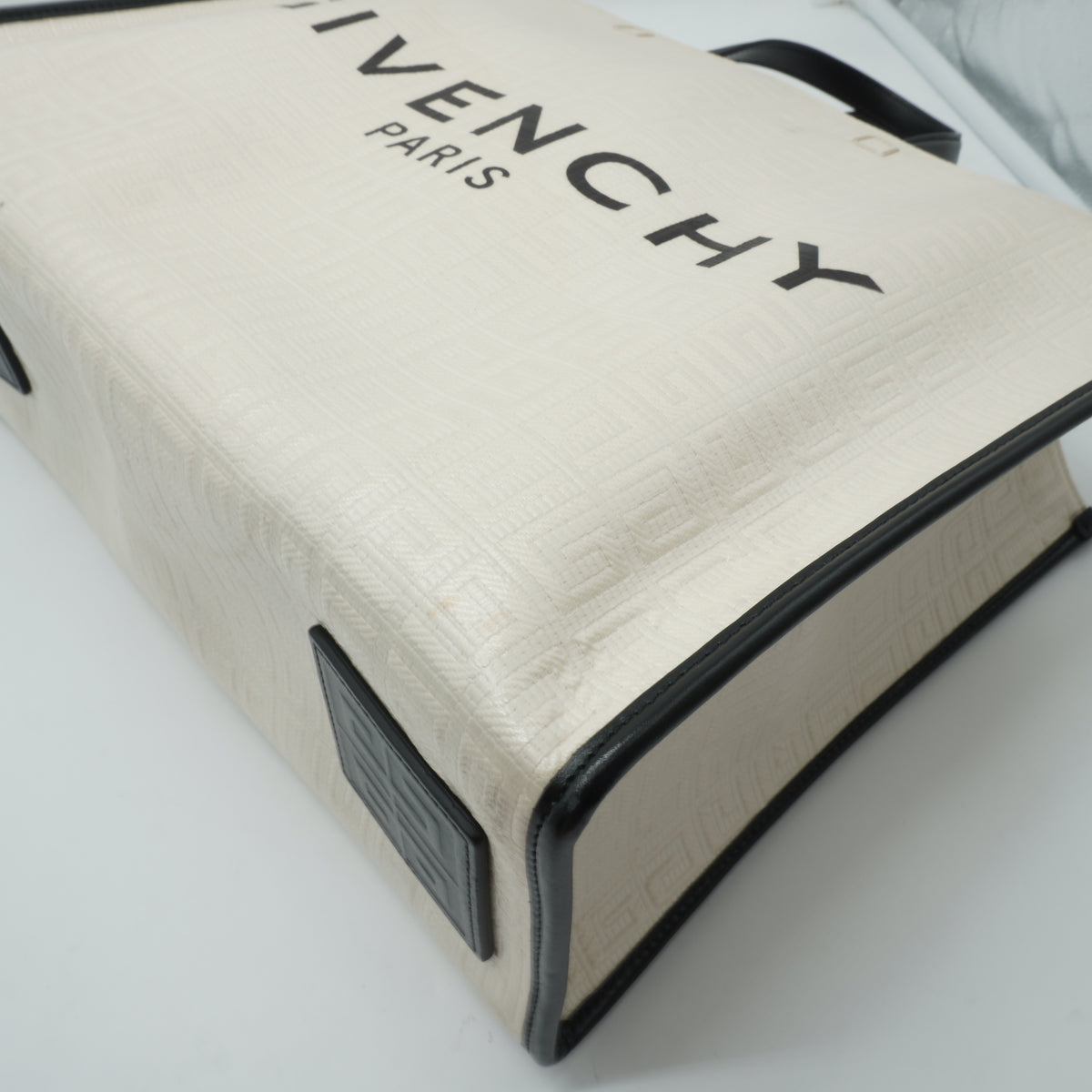 Givenchy	G Tote Medium Canvas Ivory Large SHW
