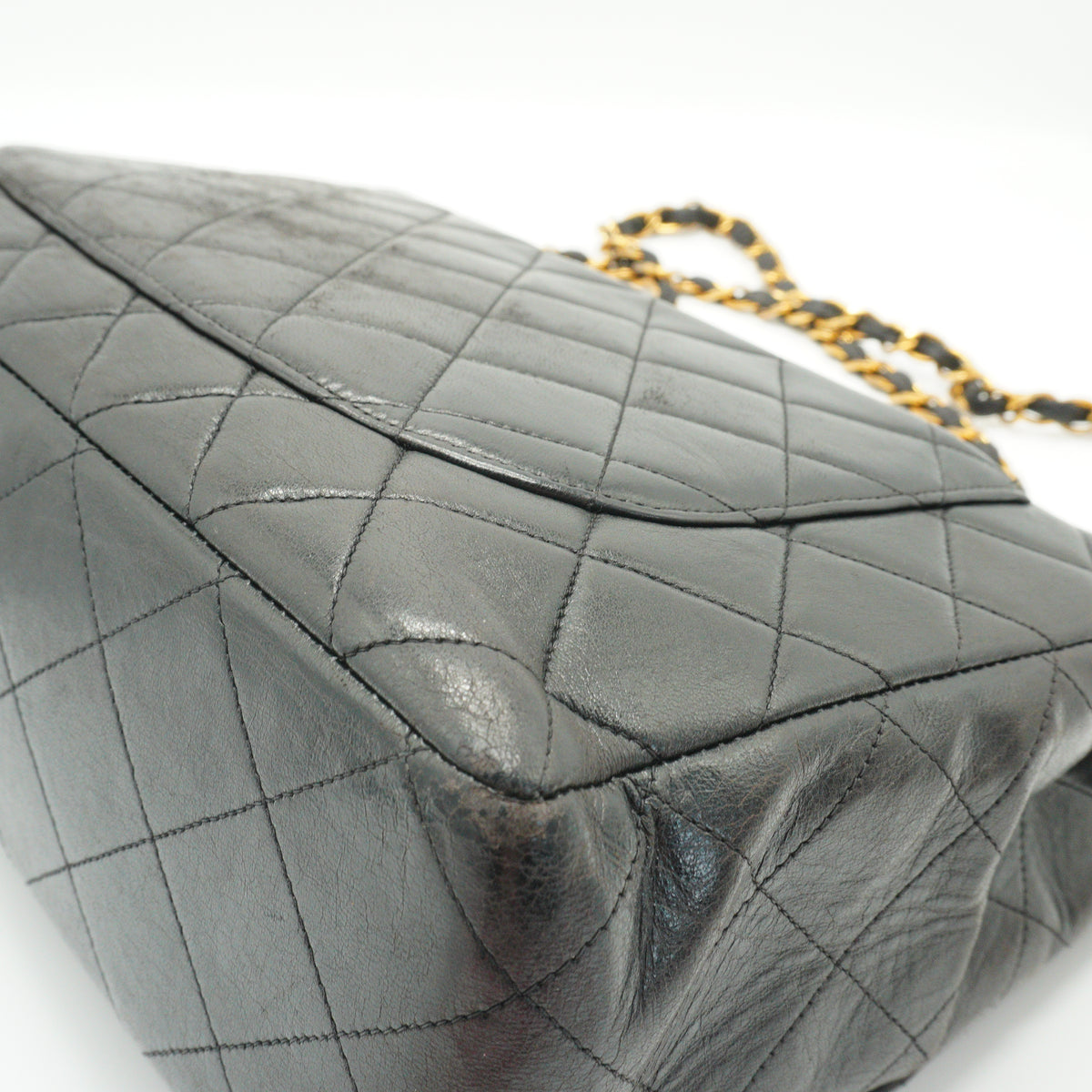 Chanel	Classic Single Flap Bag black Medium GHW