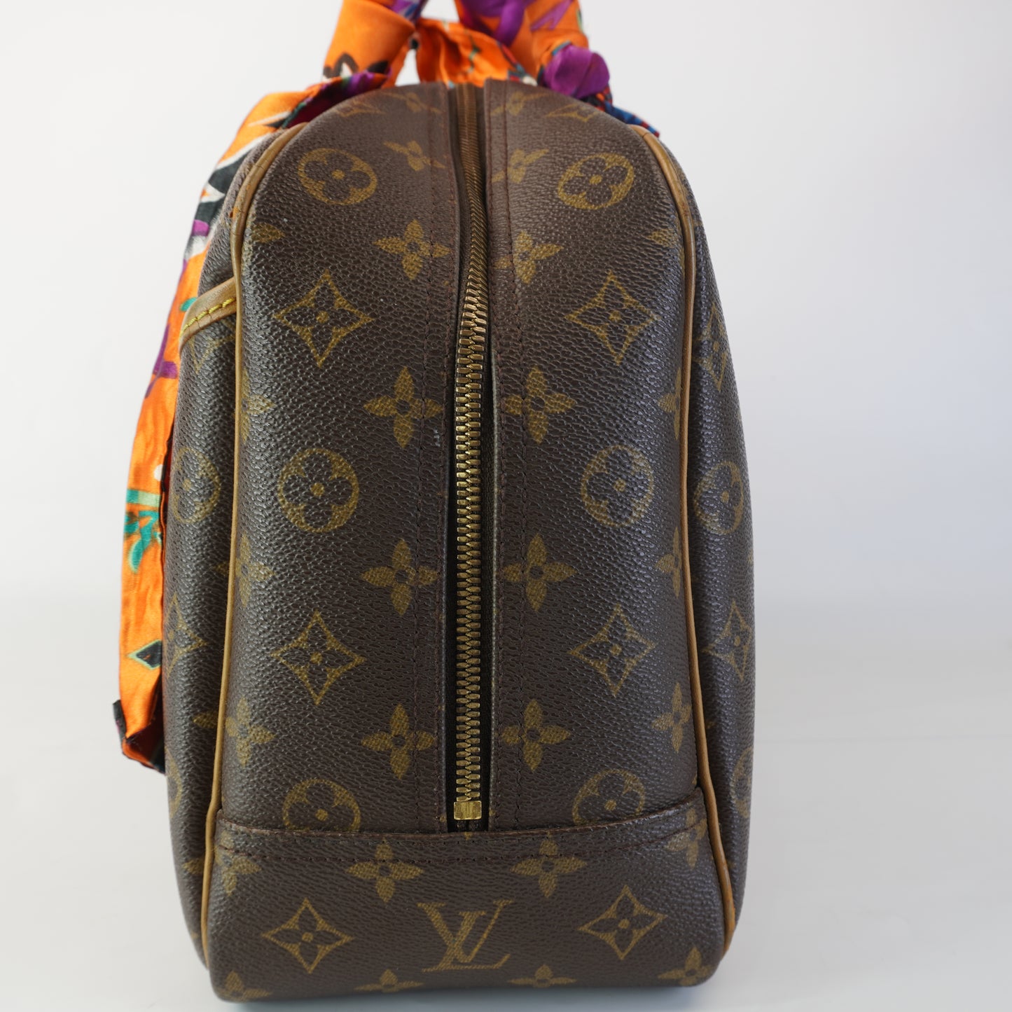 Louis Vuitton	Monogram Deauville