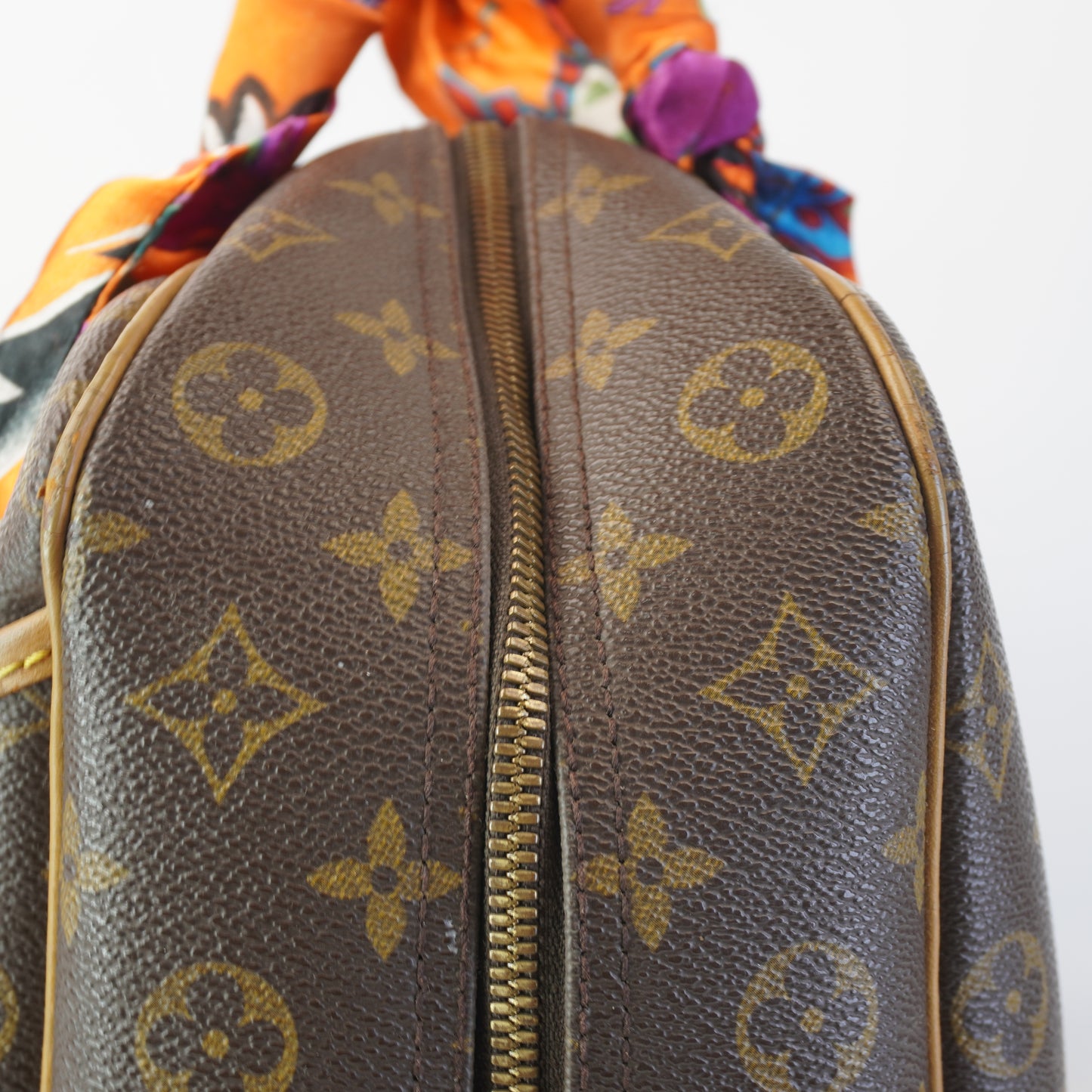 Louis Vuitton	Monogram Deauville