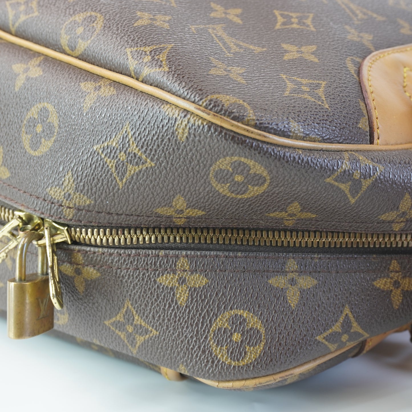 Louis Vuitton	Monogram Deauville