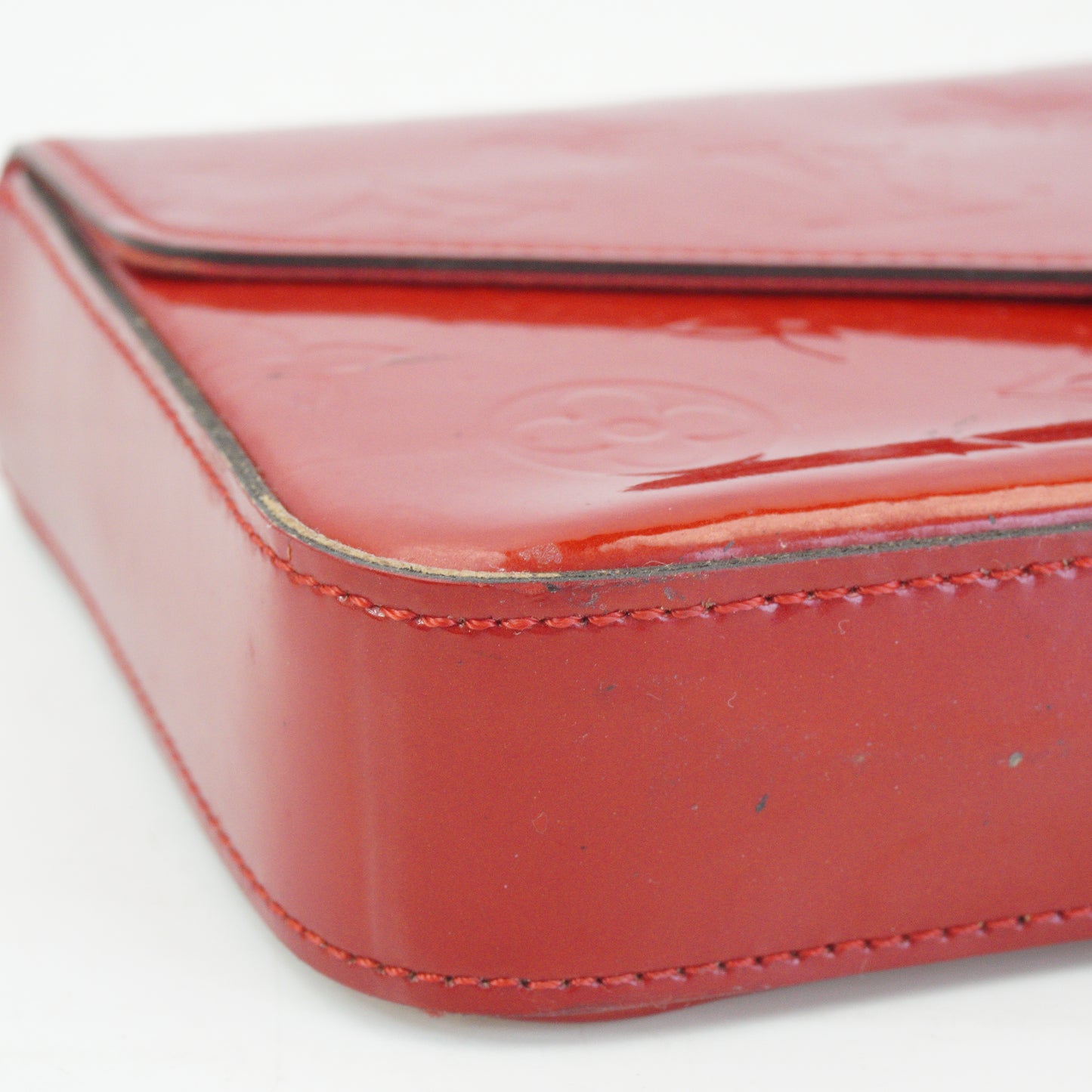 Louis Vuitton	Pochette Felicie Patent Red Small GHW