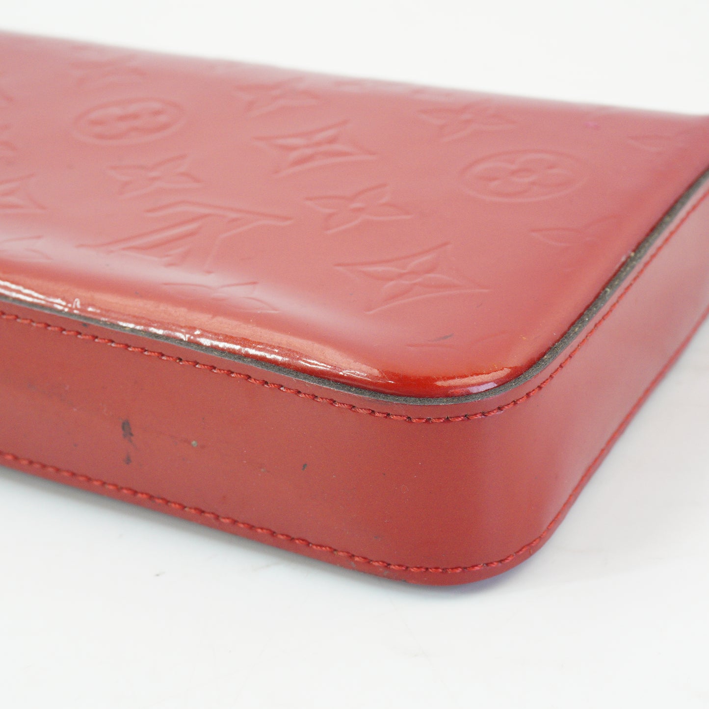 Louis Vuitton	Pochette Felicie Patent Red Small GHW