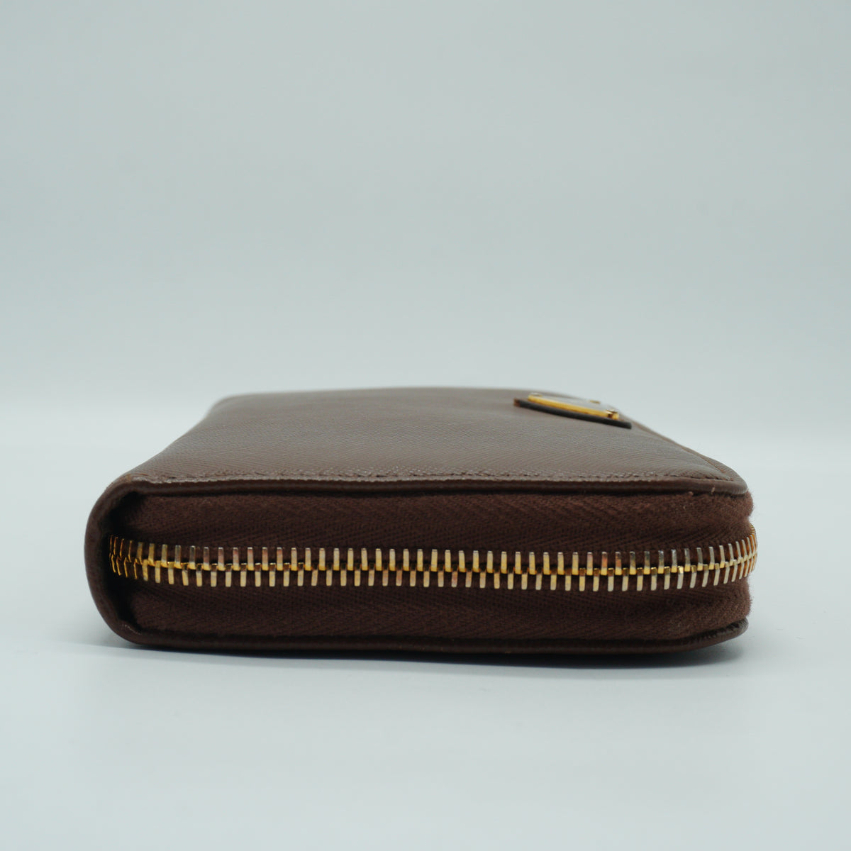 Prada	Saffiano Leather Zip-Around Wallet GHW