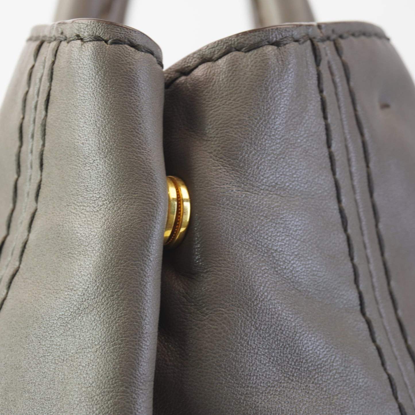 Prada Vitelo Daino
