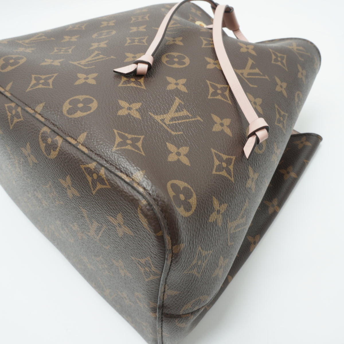 Louis Vuitton	Neoneo Monogram canvas MM GHW