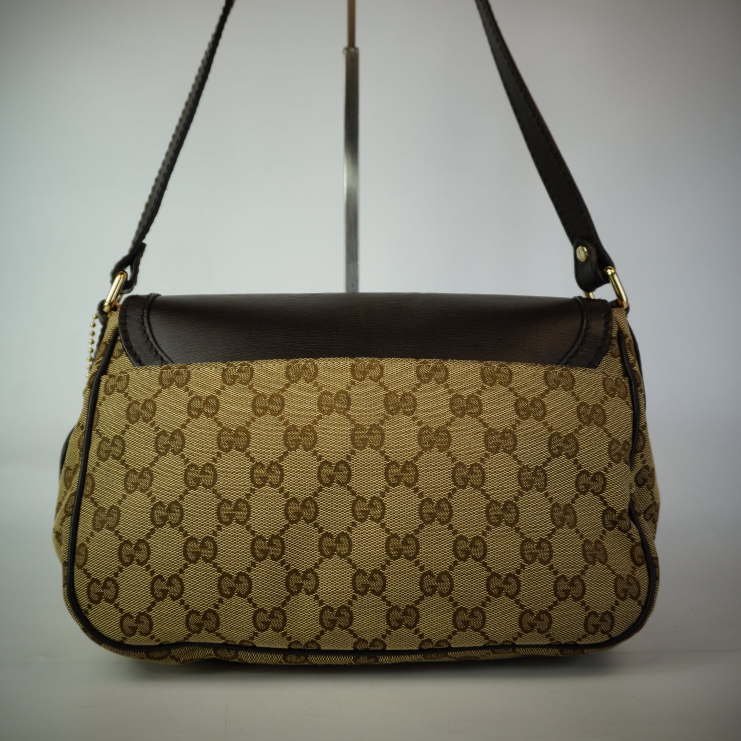 Gucci Sukey GG Canvas Flap Crossbody Bag SHW Medium