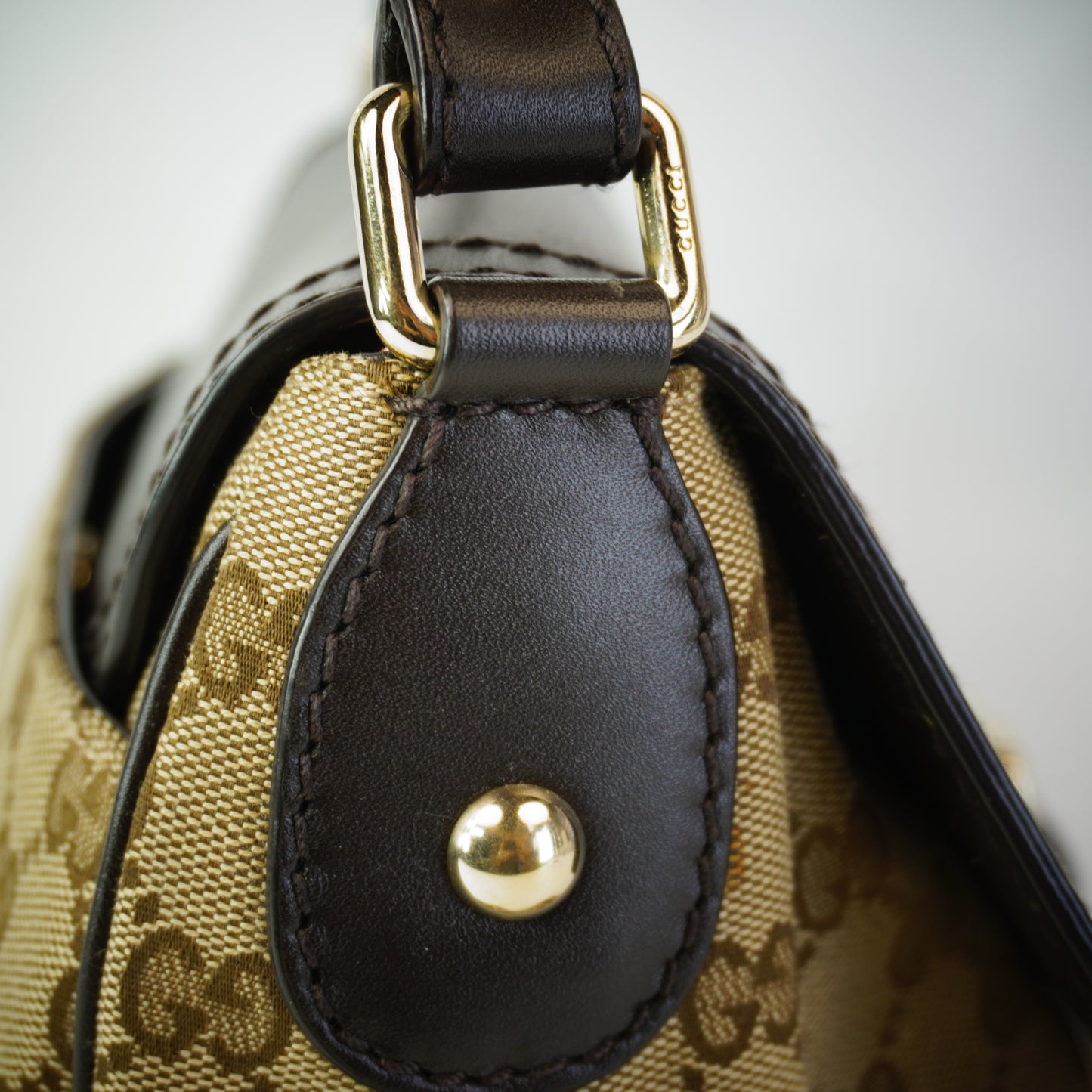 Gucci Sukey GG Canvas Flap Crossbody Bag SHW Medium