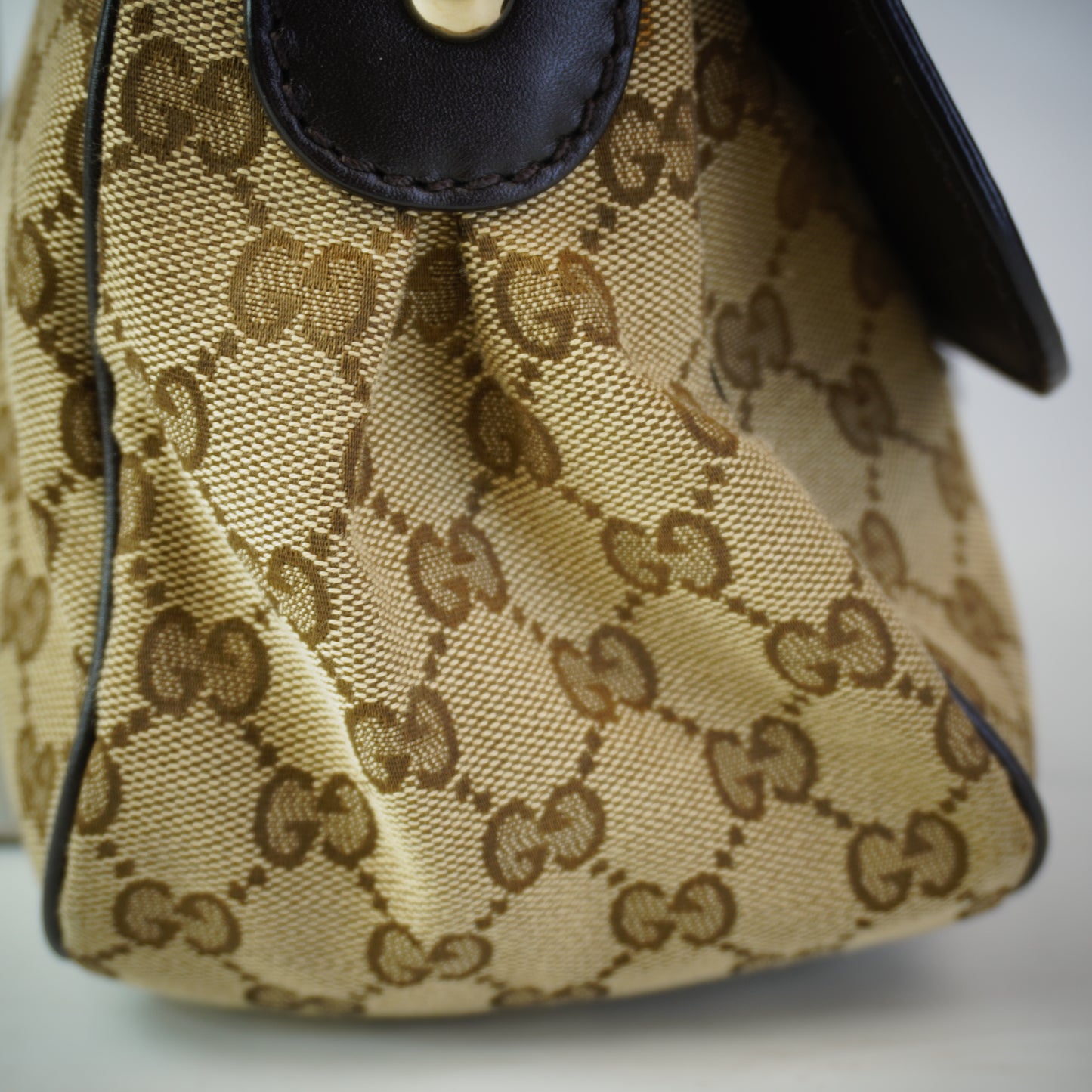 Gucci Sukey GG Canvas Flap Crossbody Bag SHW Medium