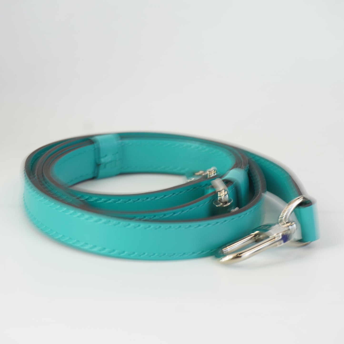 Louis Vuitton	Alma Epi Leather Turquoise