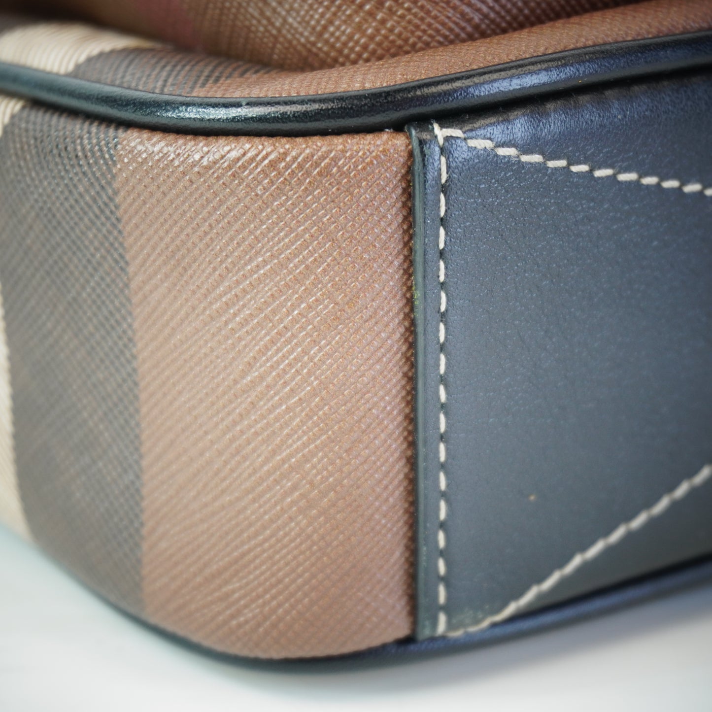 Burberry	Paddy Crossbody Bag SHW Small