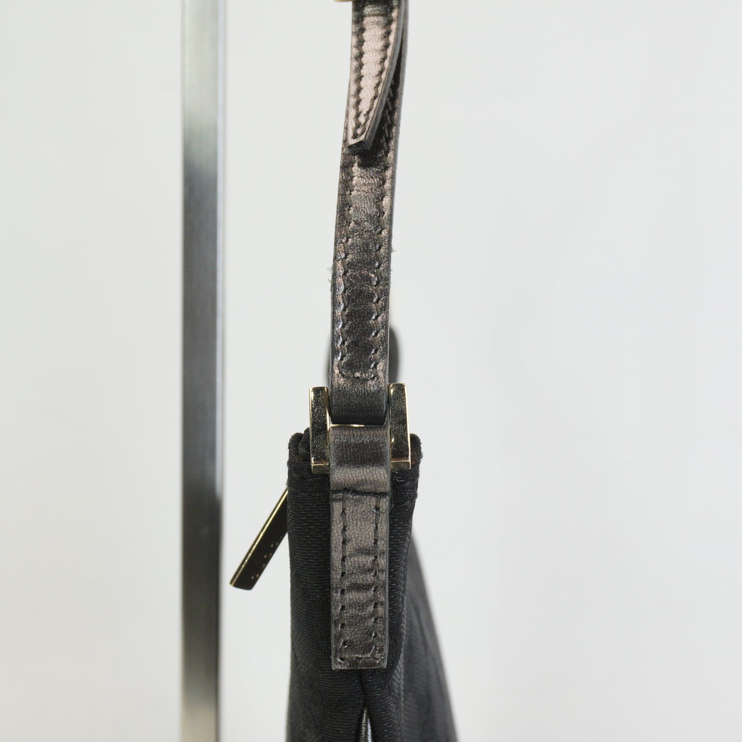 Gucci GG Canvas Pochette Shoulder Bag Small Black SHW