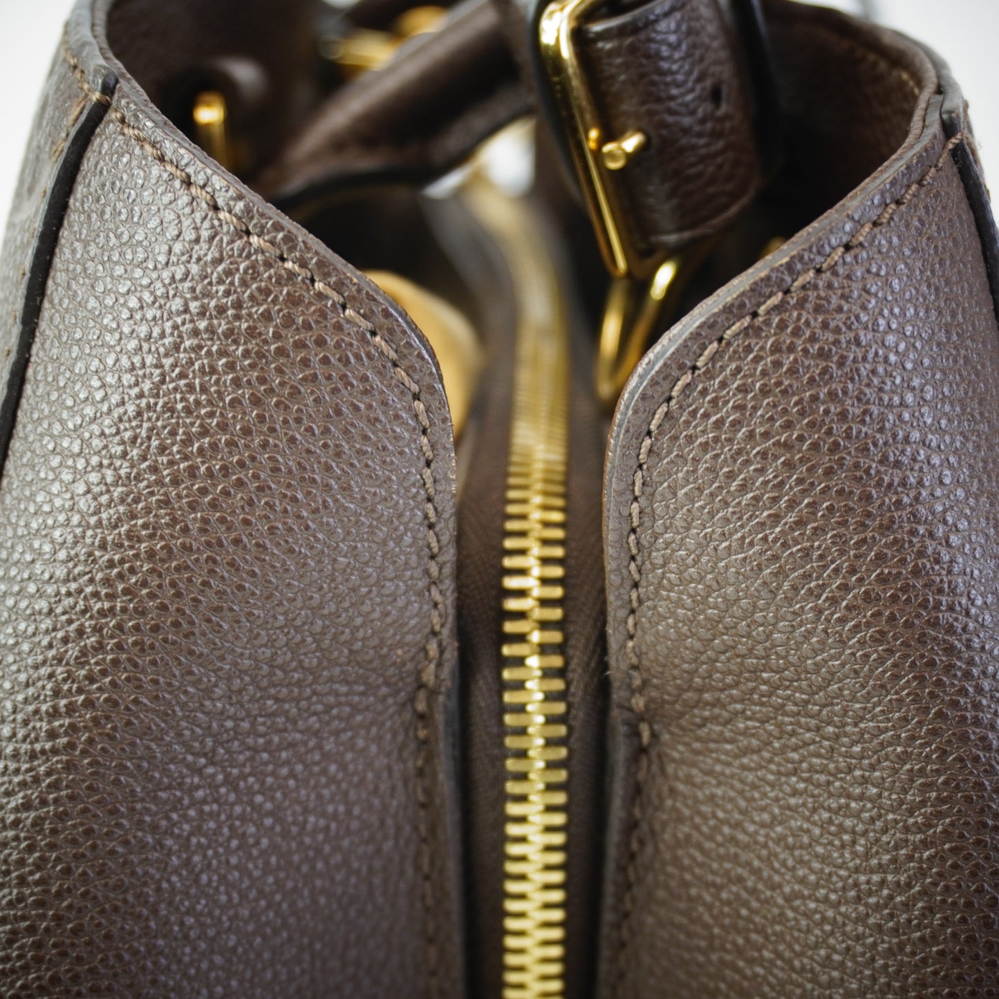 Louis Vuitton	Montaigne MM GHW