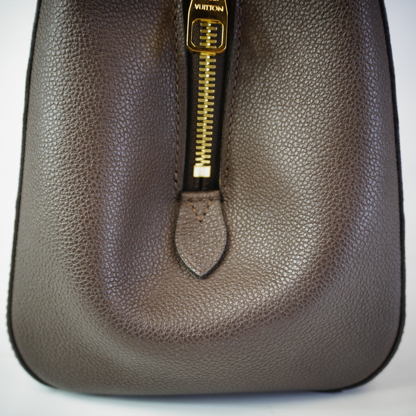 Louis Vuitton	Montaigne MM GHW