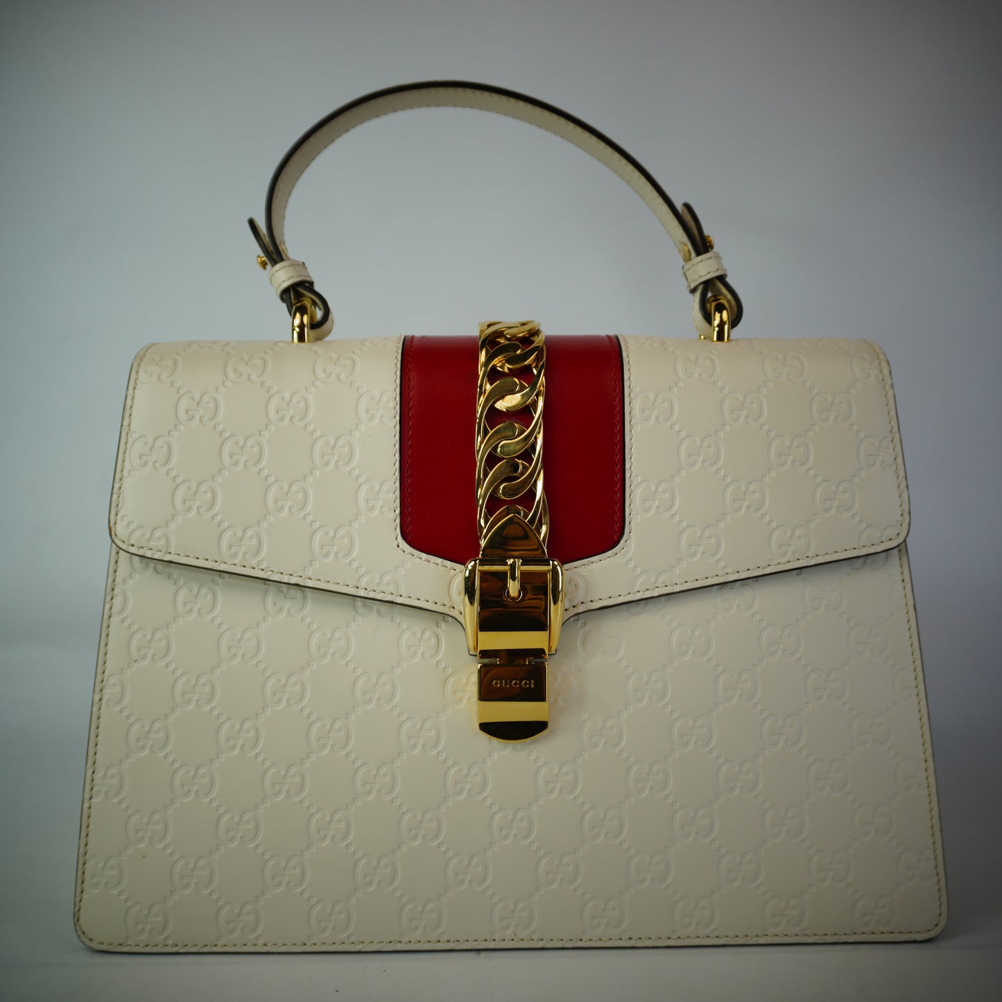 Gucci Sylvie White Signature Leather top Handle Stchel White/Red GHW