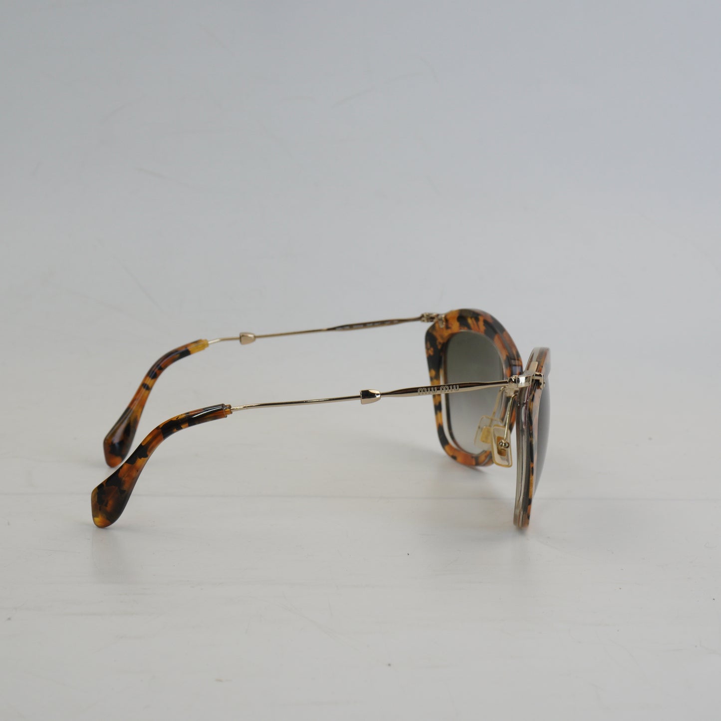 Miu Miu  SMU 10N Cat- Eye Sunglasses