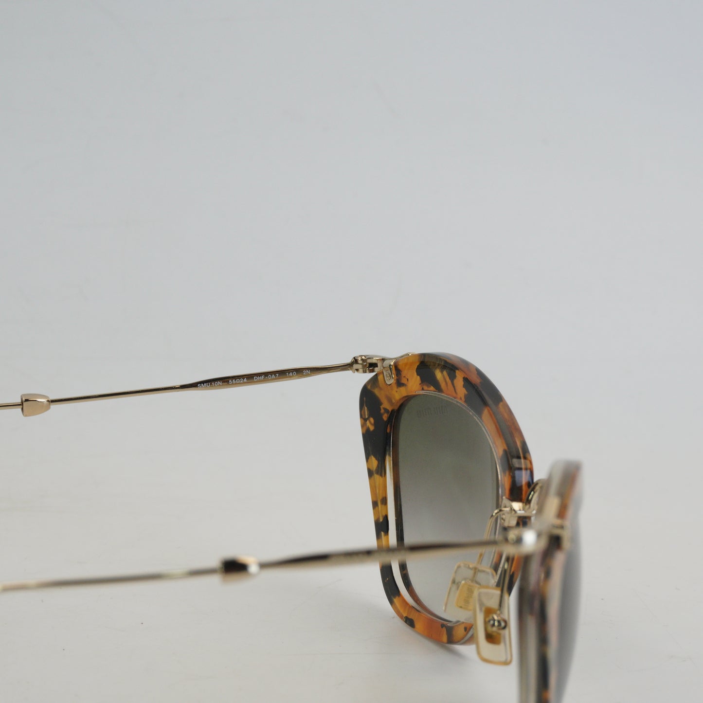 Miu Miu  SMU 10N Cat- Eye Sunglasses