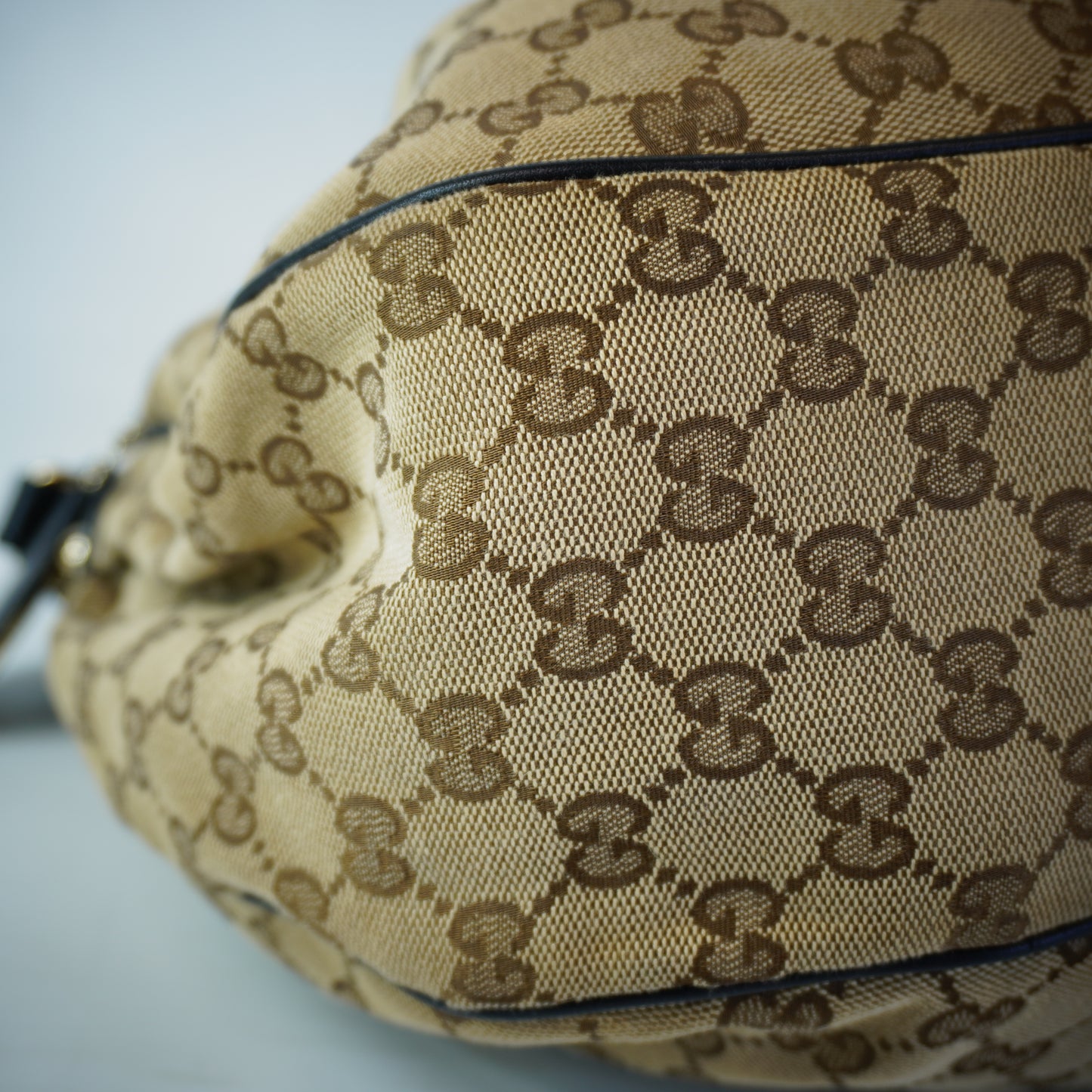 Gucci Sukey Hobo Bag GHW Medium