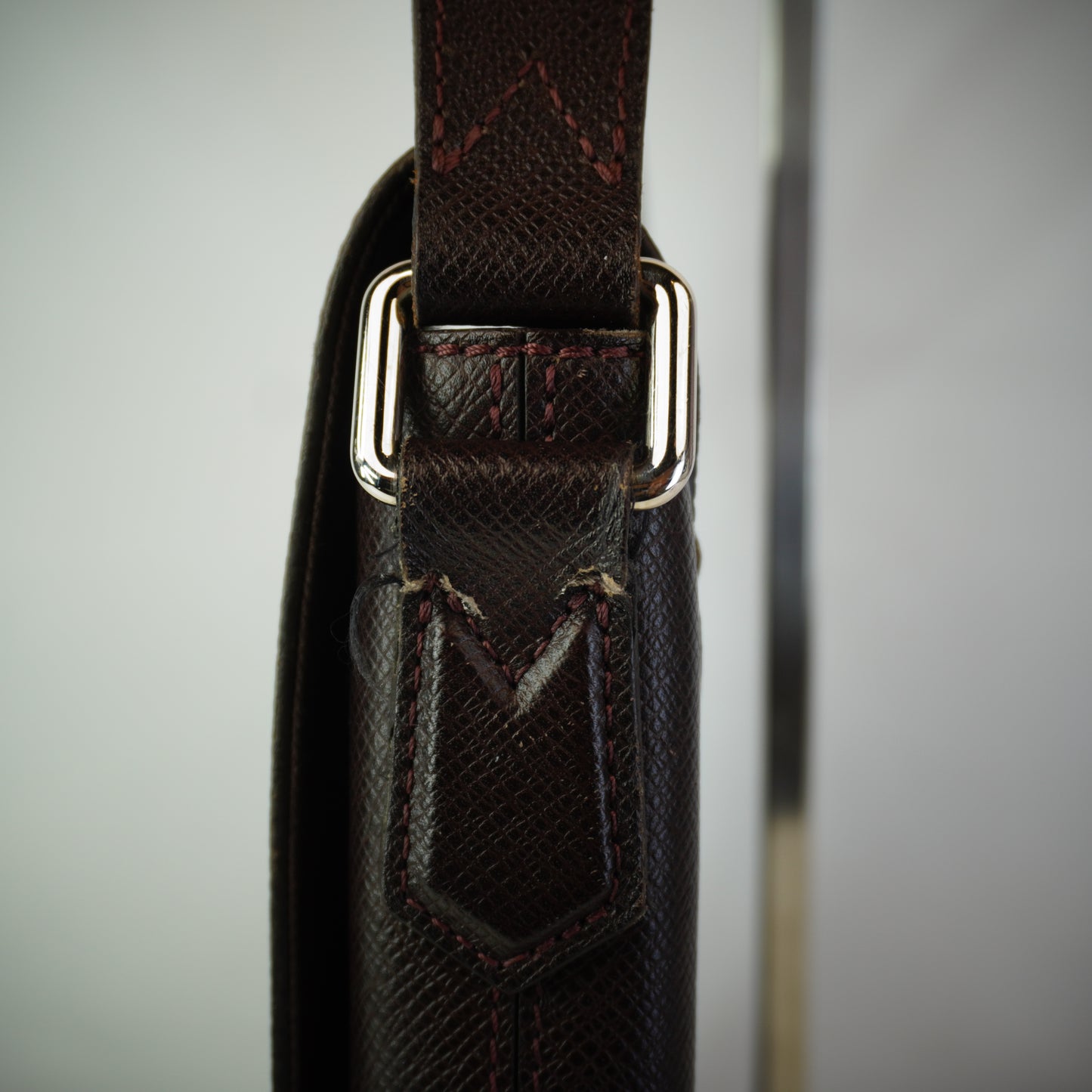 Louis Vuitton	Ramon Messenger Bag