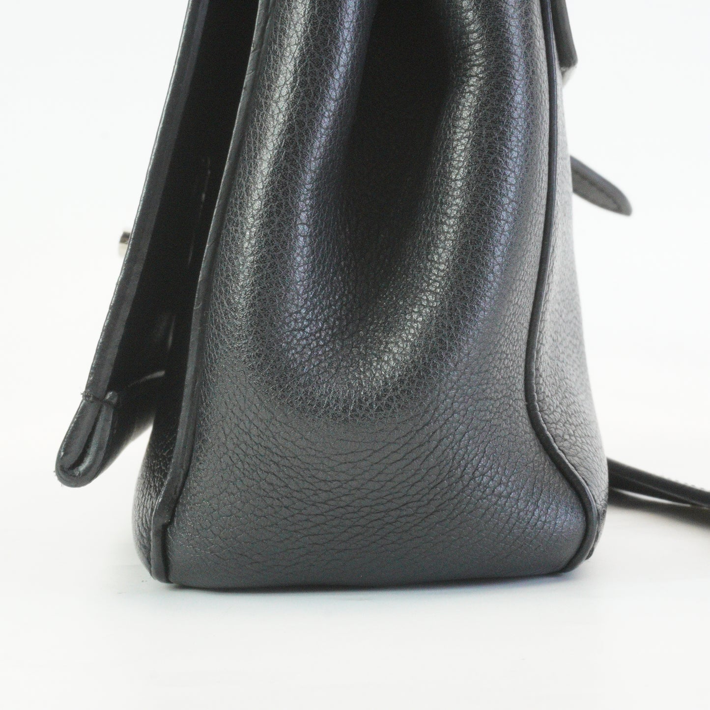 Louis Vuitton	Lockme II BB Bag in black Small SHW