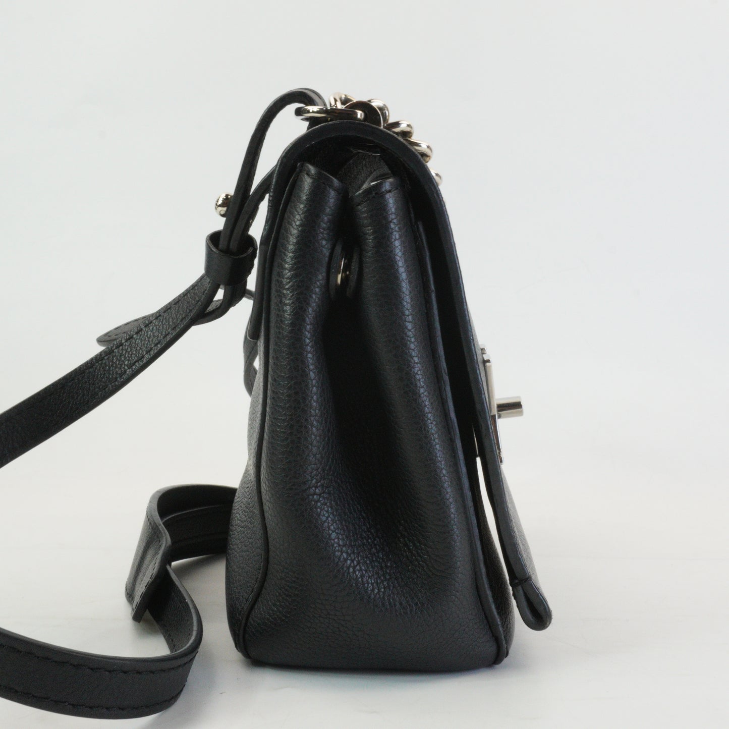 Louis Vuitton	Lockme II BB Bag in black Small SHW